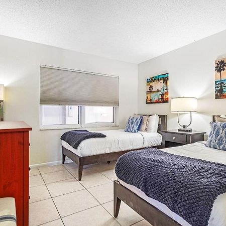 Beachfront Madeira Norte St. Pete Beach Exterior foto